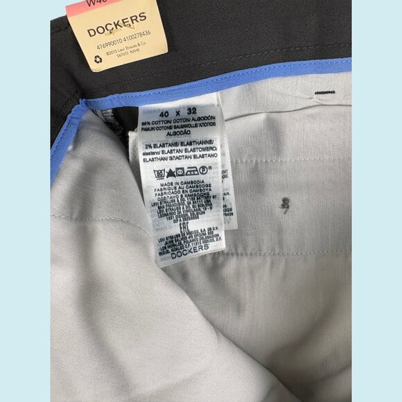 DOCKERS Pants Men's 40x32 Khaki Straight Fit Wrinkle-free Permanent Crease NWT - Picture 7 of 7
